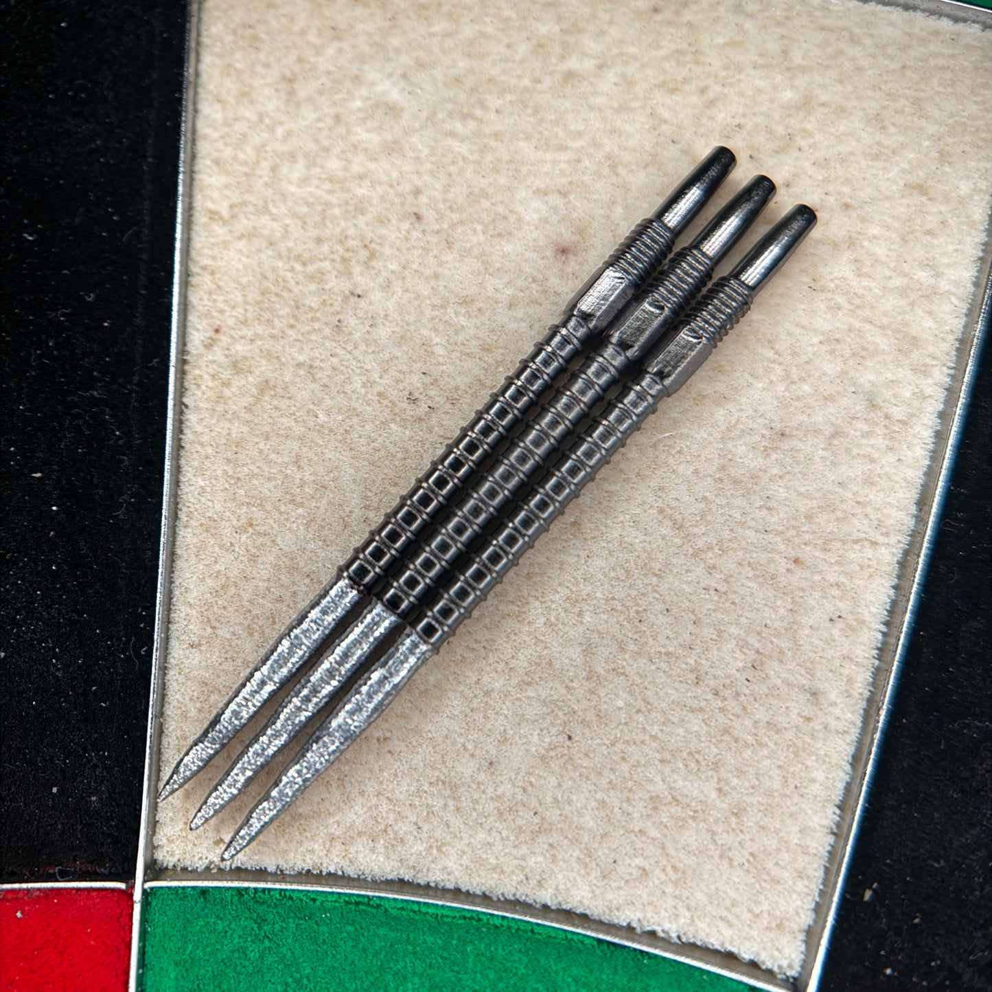 Screw in BIGTOP 35 & 40mm custom grippy replacement dart points (MODIFIED)