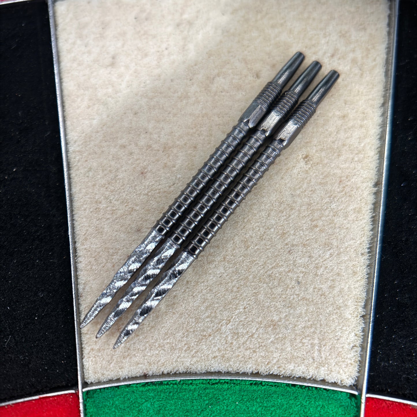 Screw in BIGTOP 35 & 40mm custom grippy replacement dart points (MODIFIED)