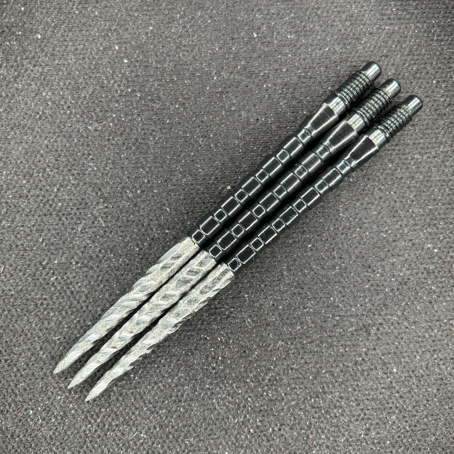 SWITCHPOINT GROOVE 26-40mm custom grippy replacement dart points (MODIFIED)